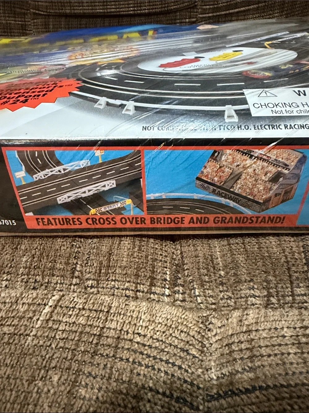 Slot Car Set - Red/Blue track  Jeff Gordon
